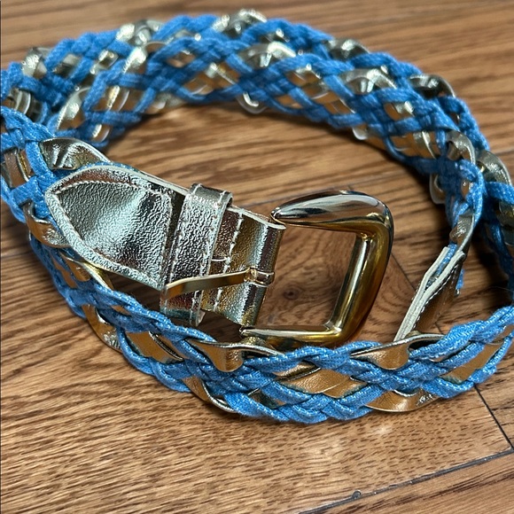 Large Belt - Picture 6 of 7